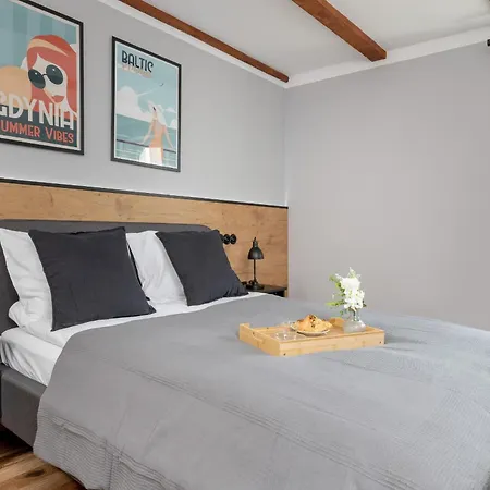 Wyjątkowy Z Projektorem I Stołem Bilardowym W Centrum Gdyni By Renters * Gdynia