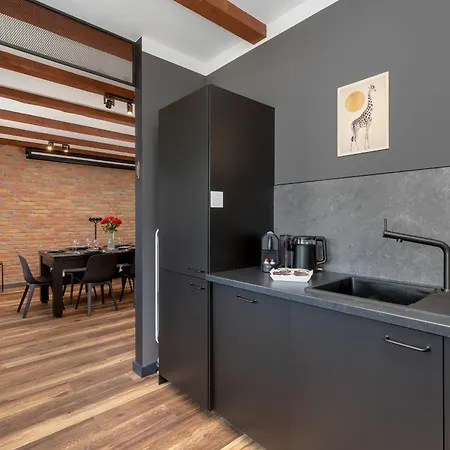 شقة Wyjatkowy Z Projektorem I Stolem Bilardowym W Centrum Gdyni By Renters *